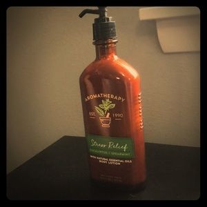 Bath and Bodyworks stress relief body lotion